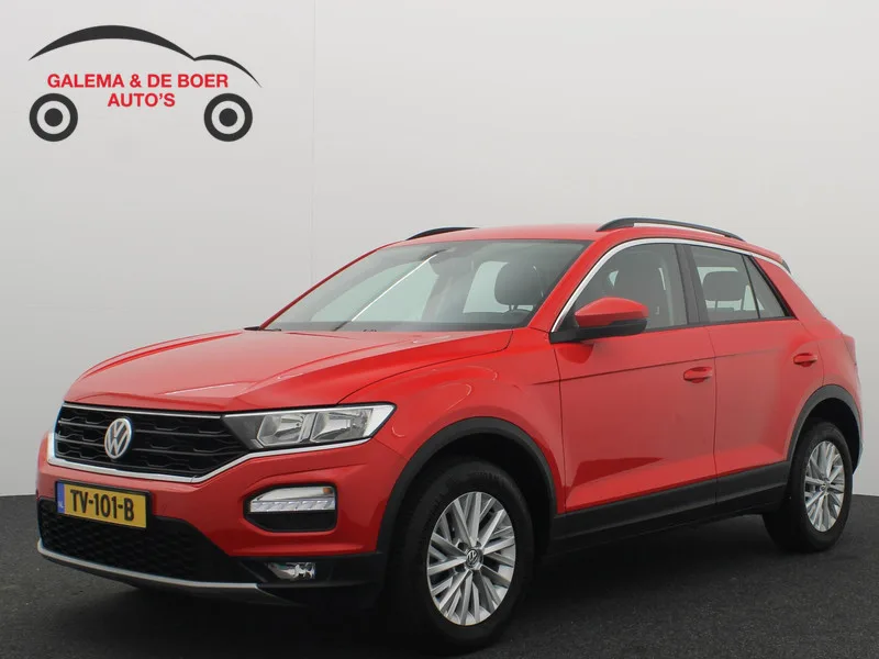 Volkswagen T-Roc (2018) — foto 1