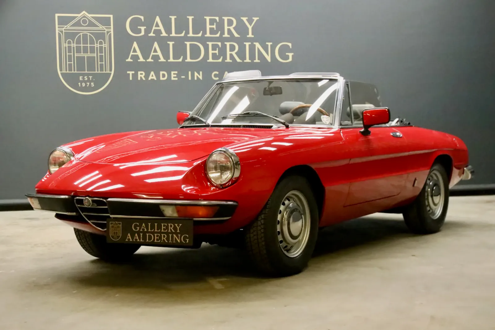 Alfa Romeo 2000 (1982) — foto 1