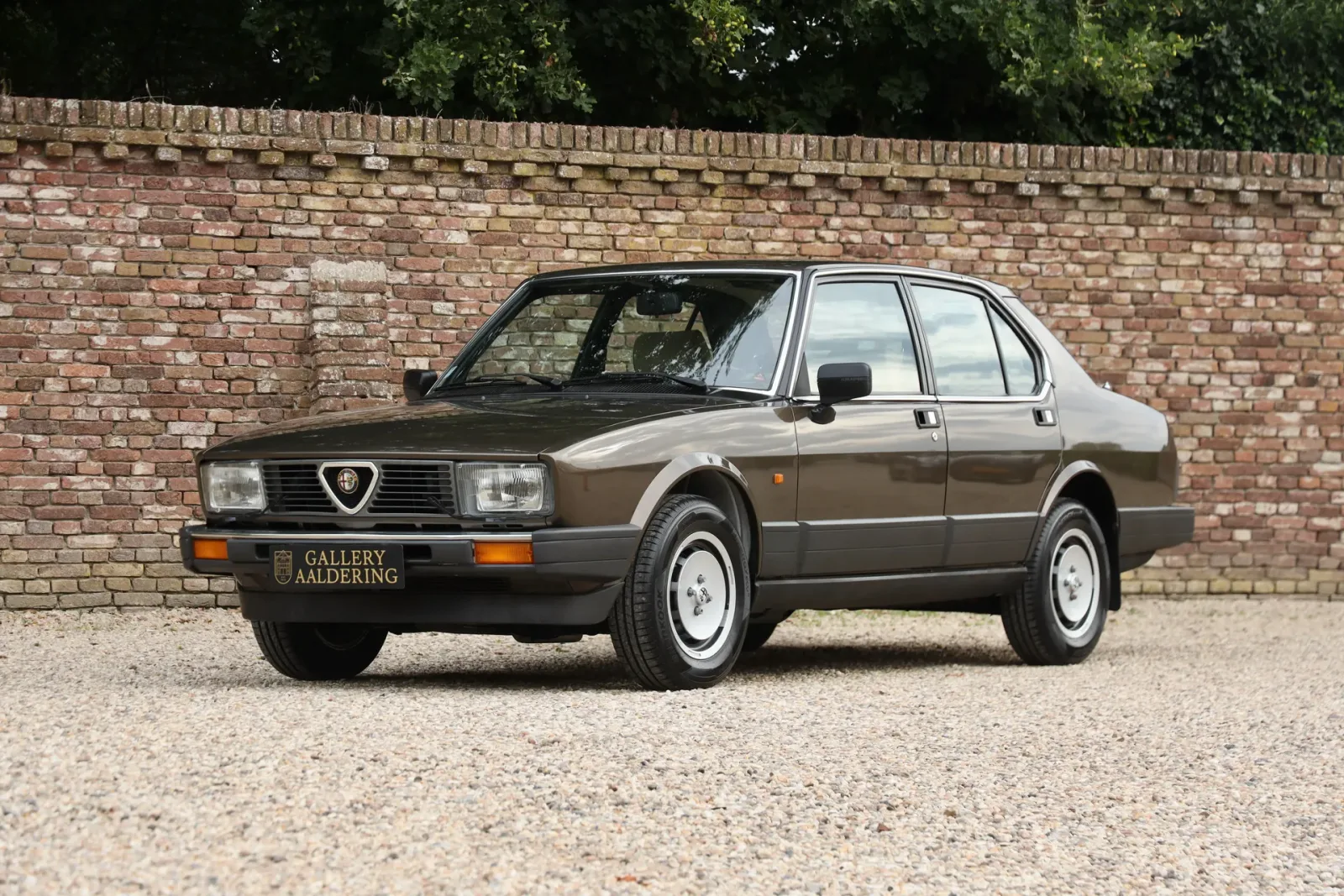Alfa Romeo Alfetta (1984) — foto 1