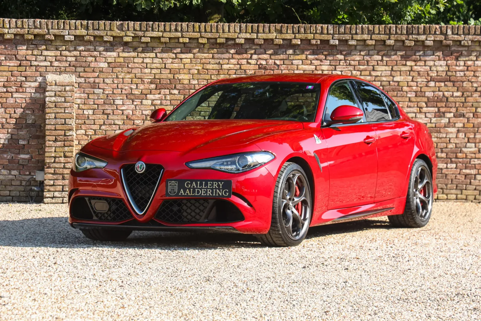 Alfa Romeo Giulia (2017) — foto 1