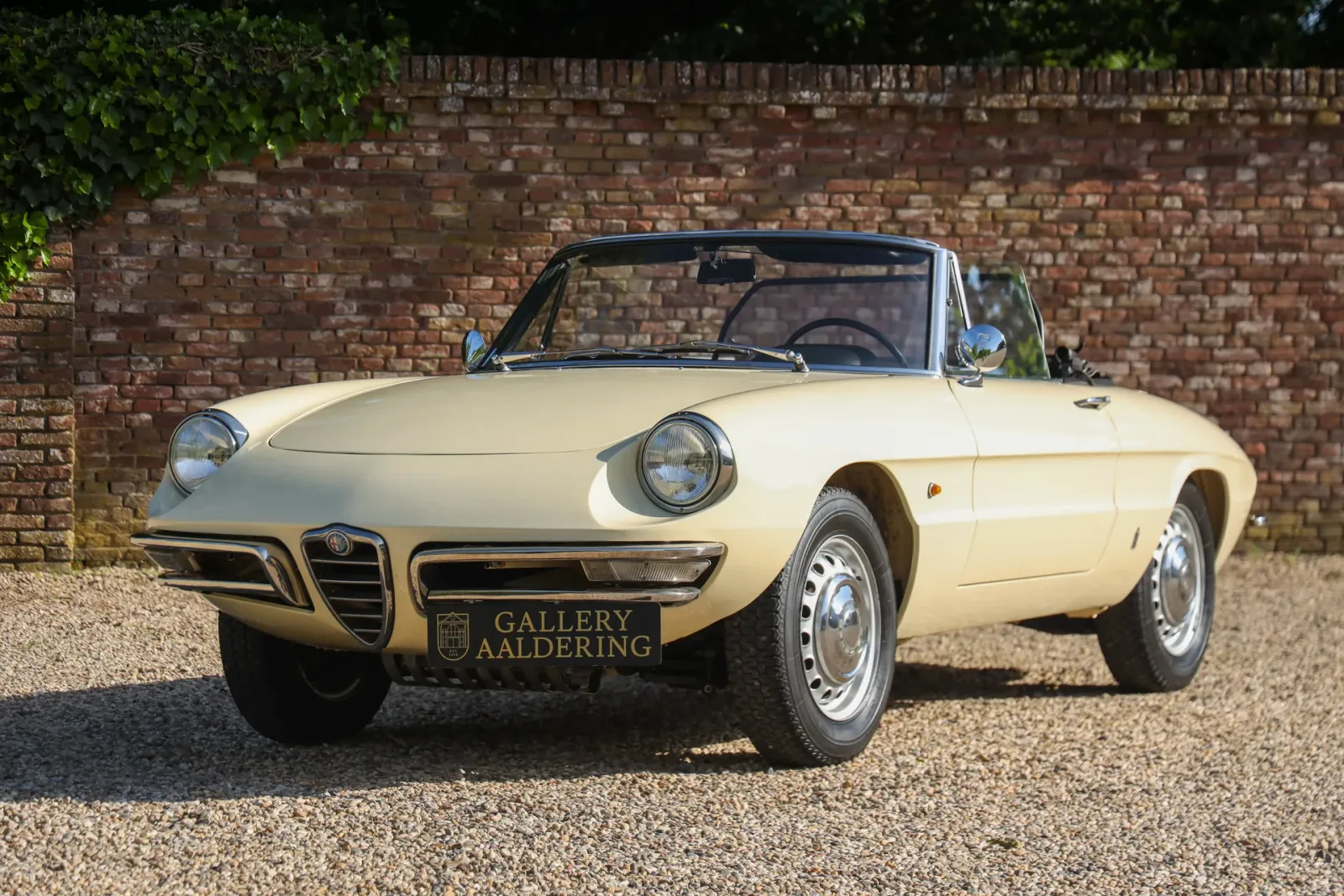 Alfa Romeo Spider (1967) — foto 1