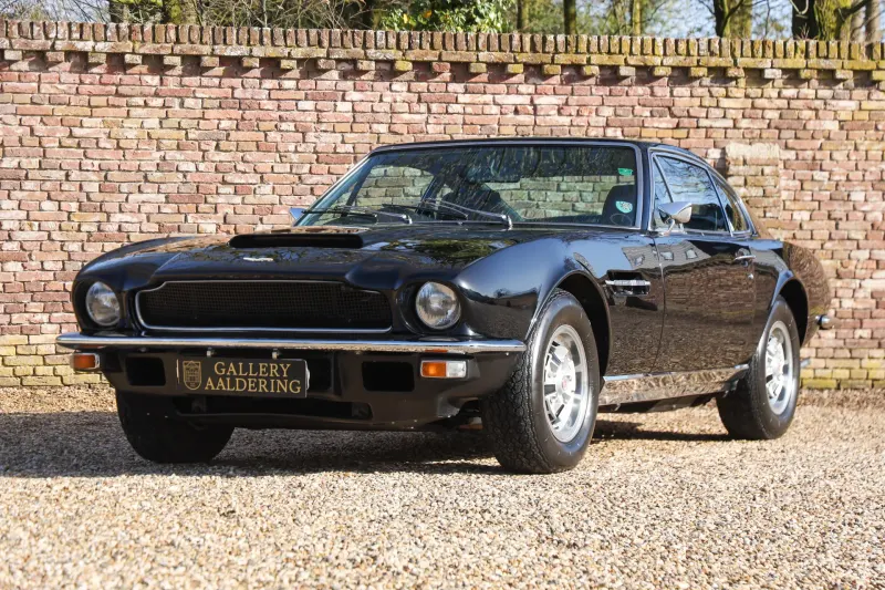 Aston Martin DBS (1972)