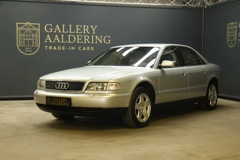 Audi A8 (1995)