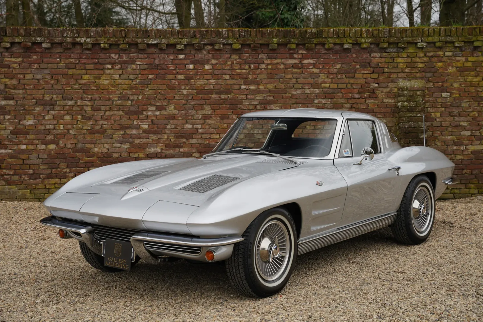 Chevrolet Corvette (1963) — foto 1