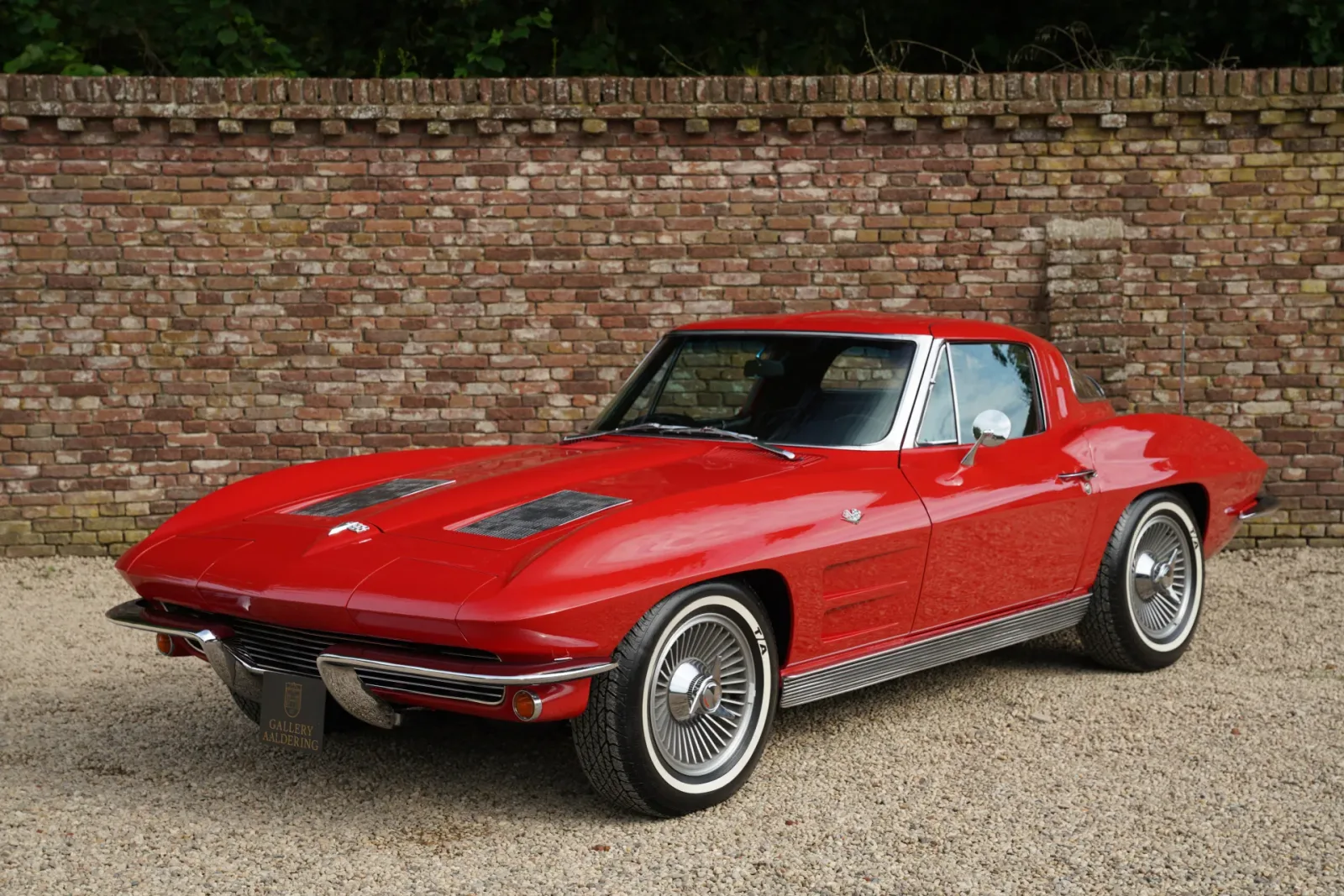 Chevrolet Corvette (1963) — foto 1