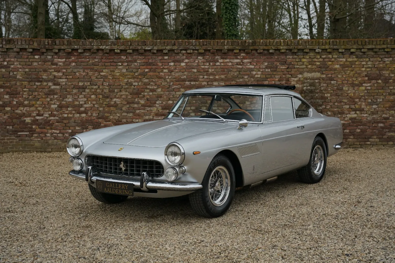 Ferrari 250 GTE (1964) — foto 1