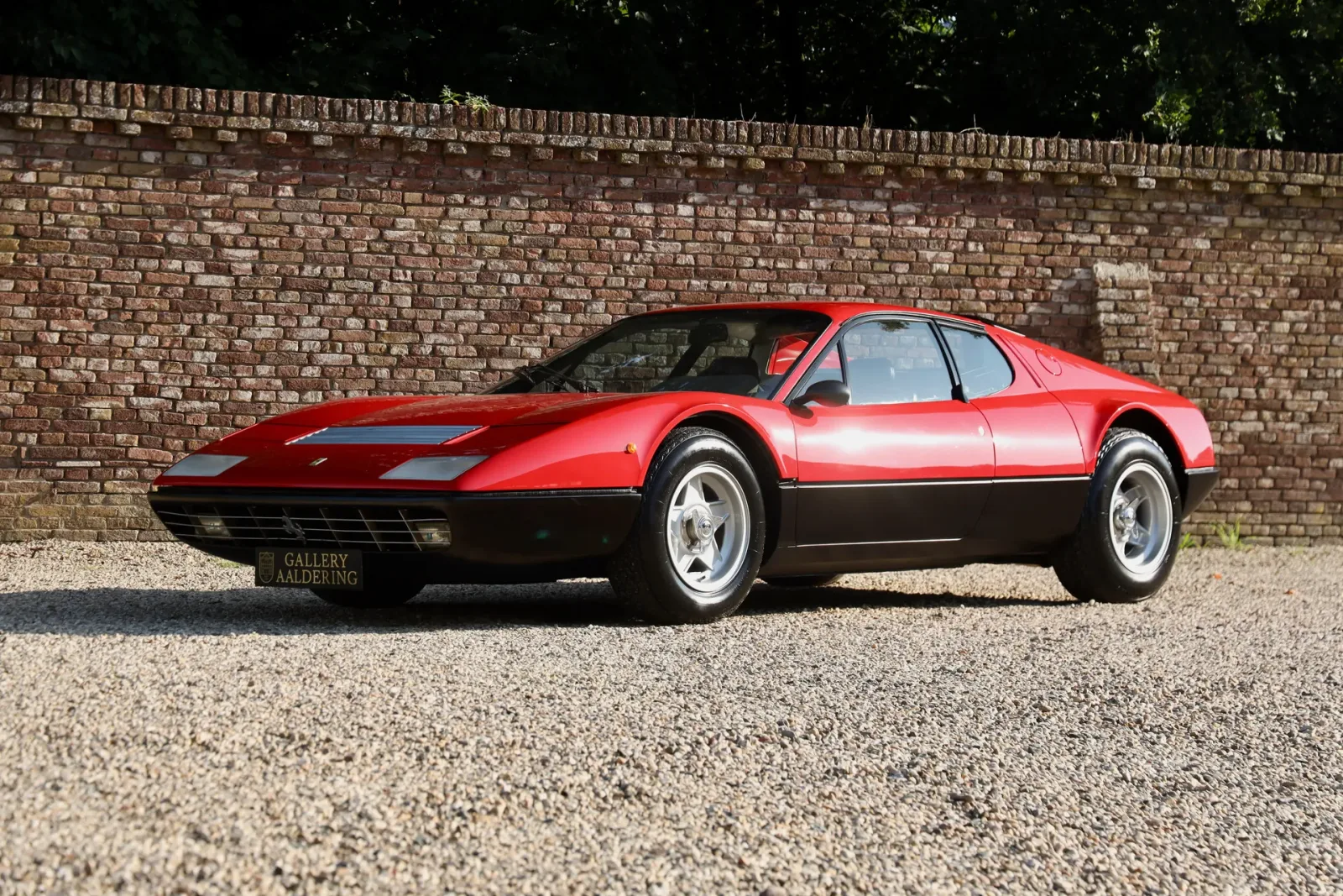 Ferrari 365 (1974) — foto 1