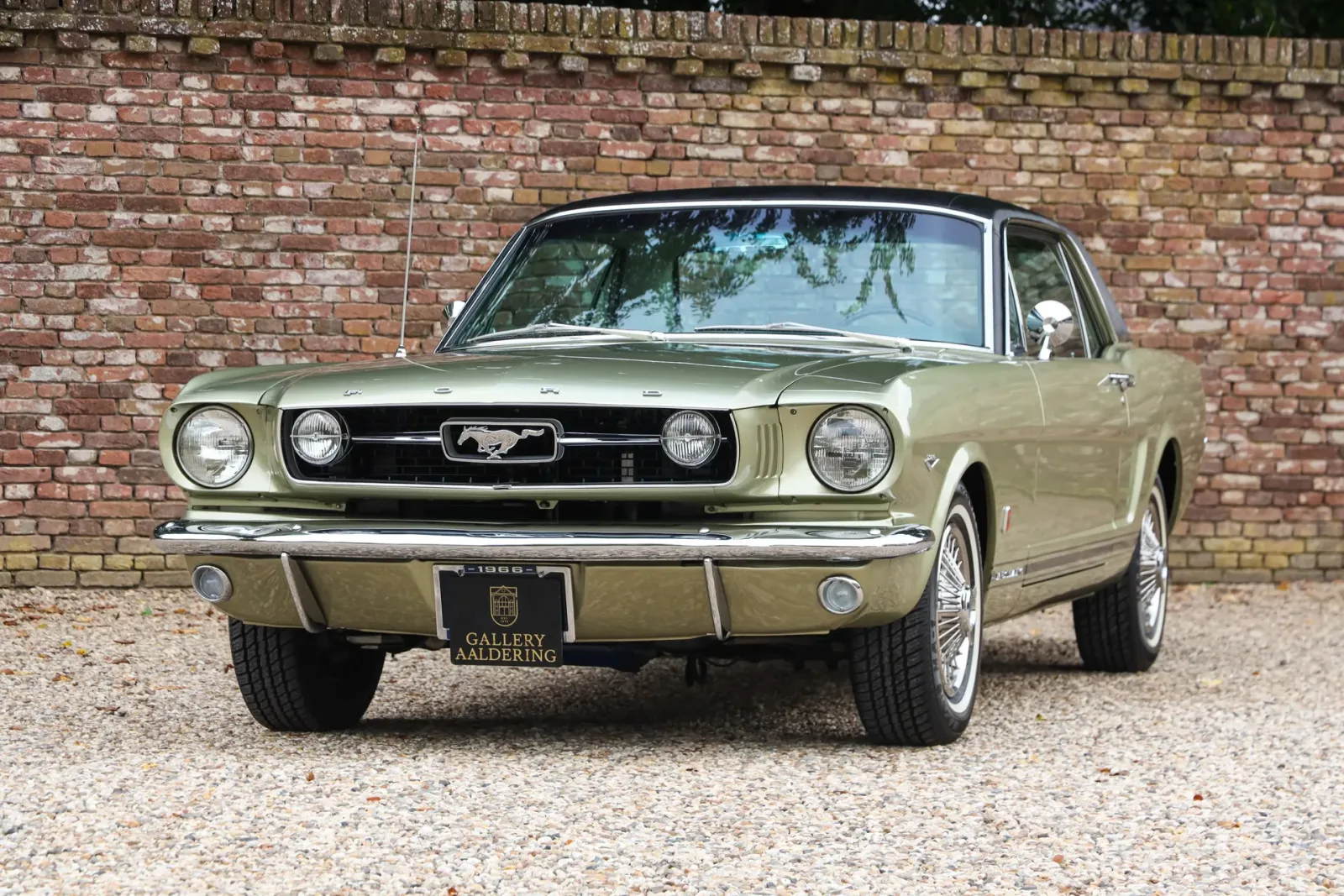 Ford Mustang (1966) — foto 1