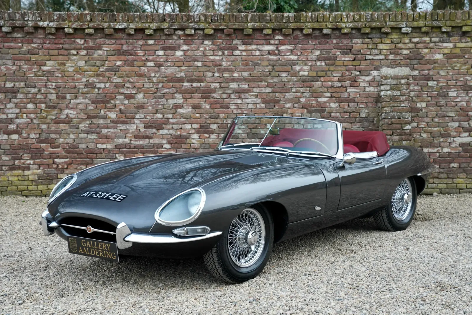 Jaguar E-Type (1961) — foto 1