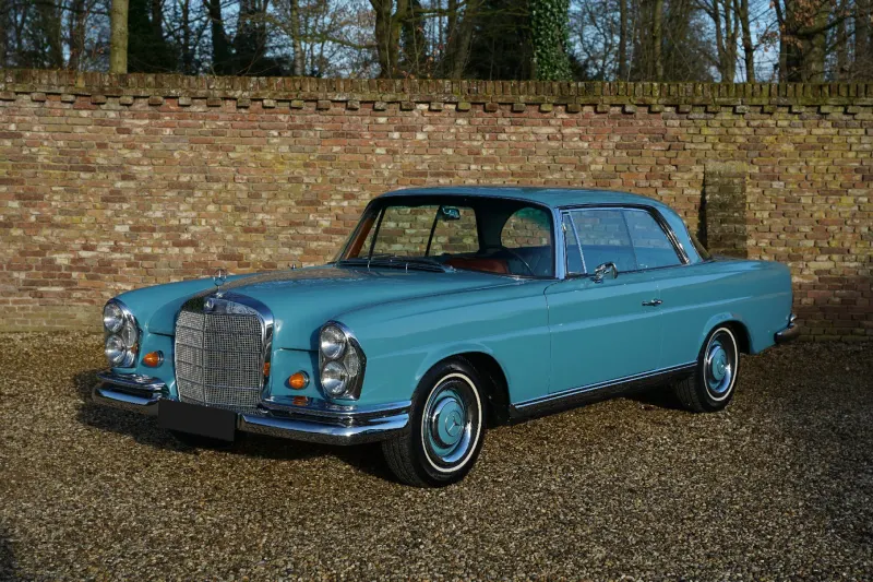 Mercedes-Benz 200-Serie (1967)
