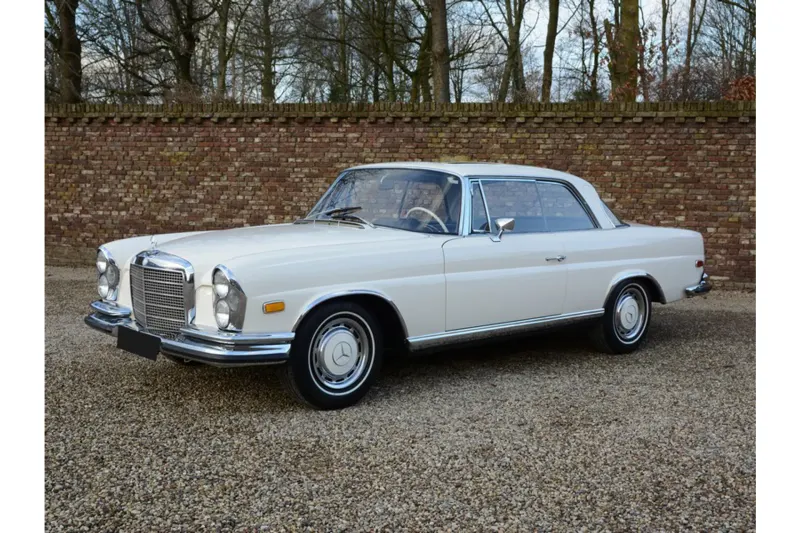 Mercedes-Benz 200-Serie (1971)