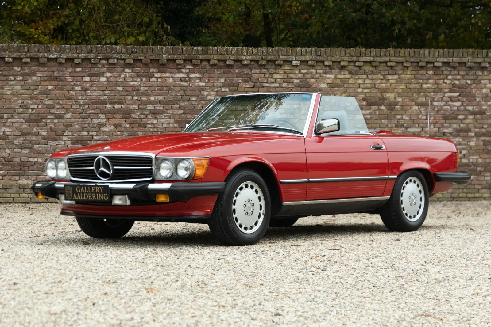 Mercedes-Benz SL-Klasse (1986) — foto 1
