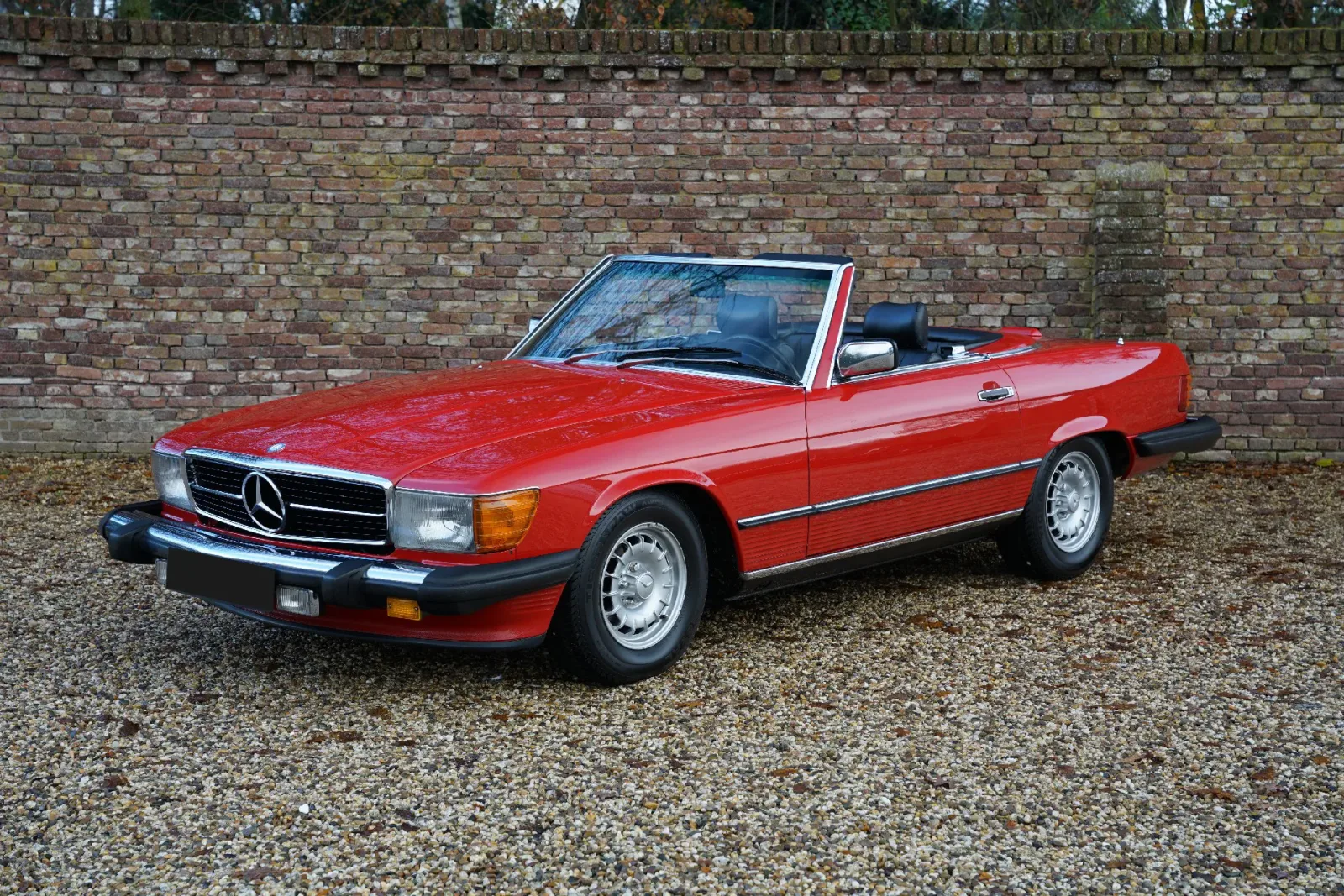 Mercedes-Benz SL-Klasse (1983) — foto 1