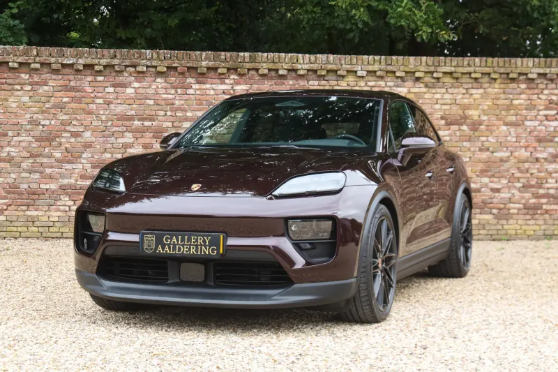 Porsche Macan (2025)