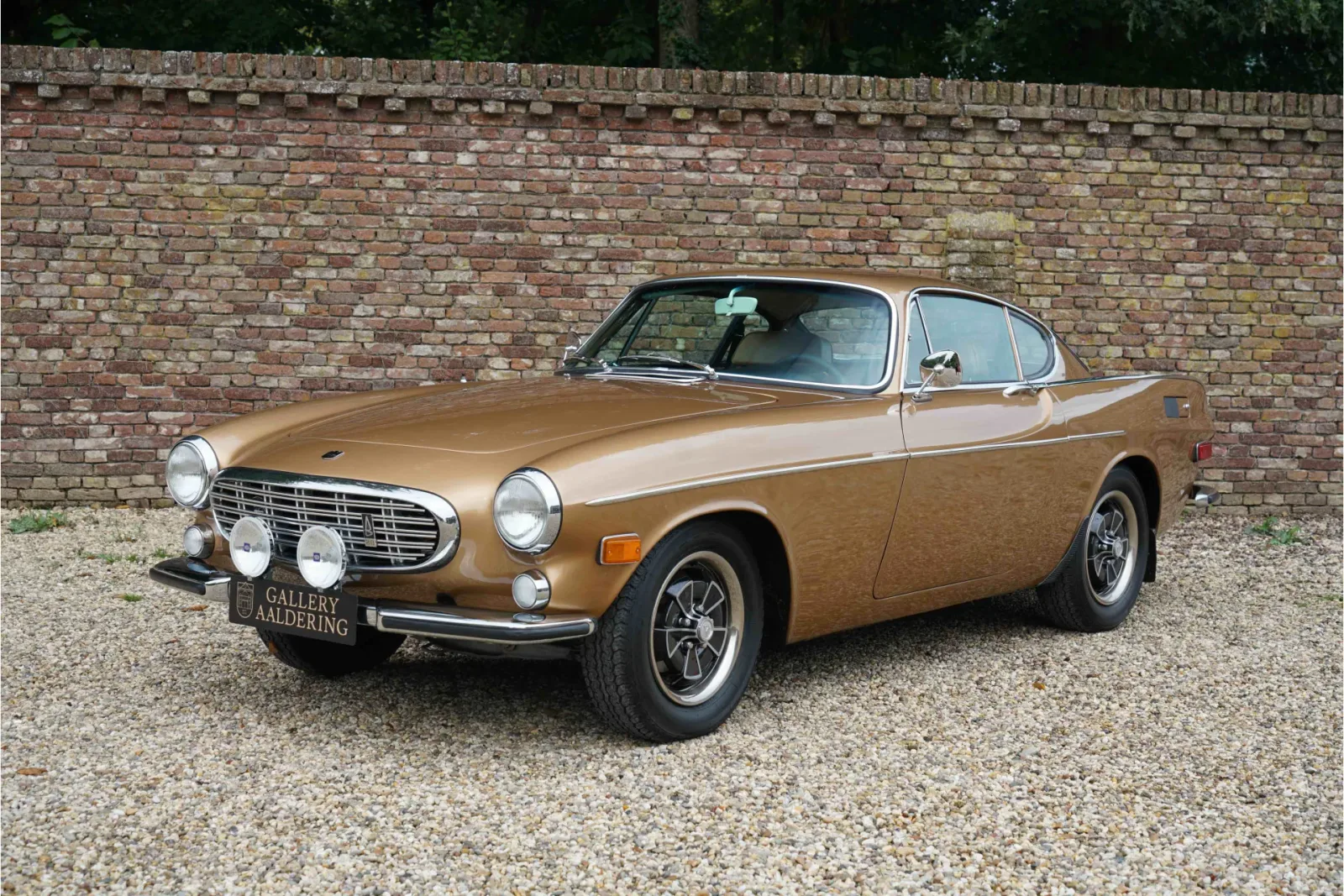 Volvo P1800E (1971) — foto 1