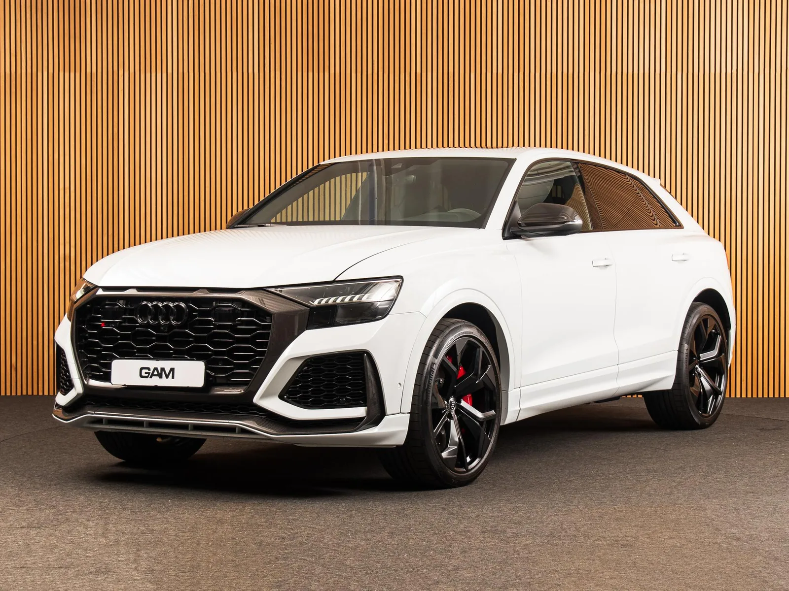 Audi RS Q8 (2020) — foto 1