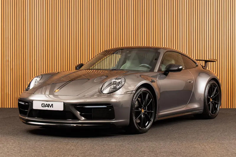 Porsche 911 (2020)
