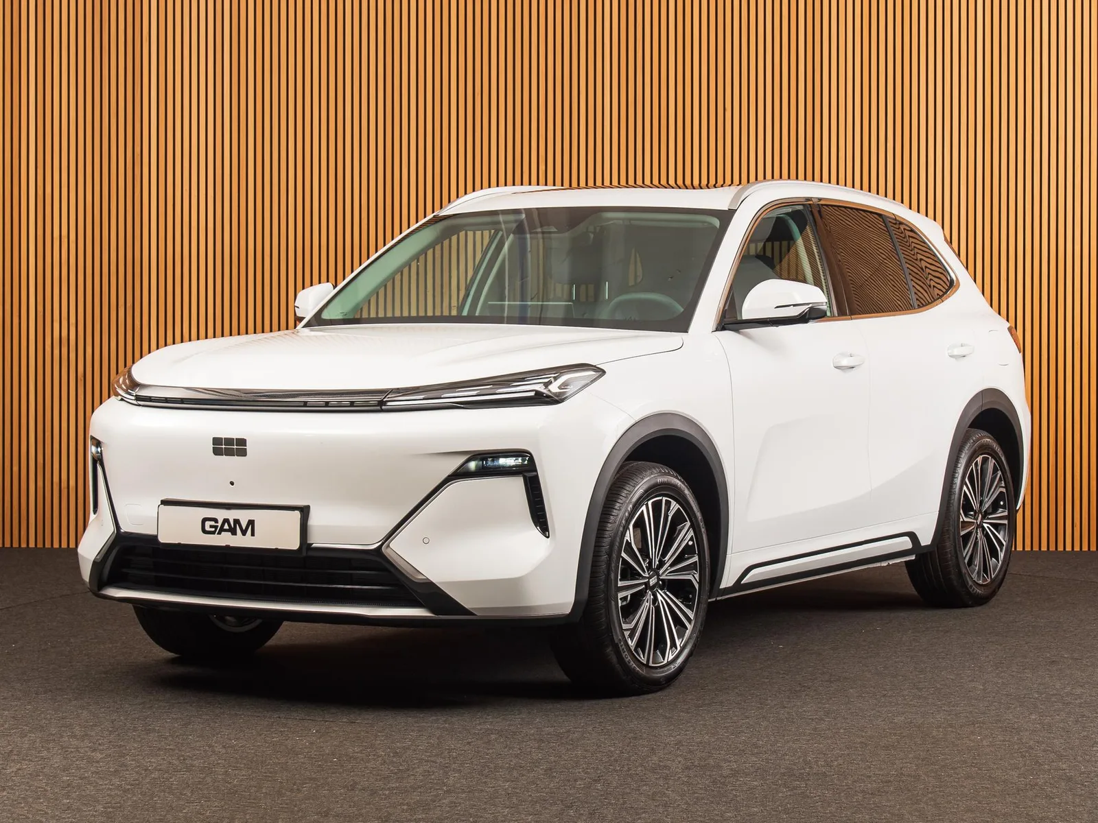 Geely Starray EM-i (2026) — foto 1