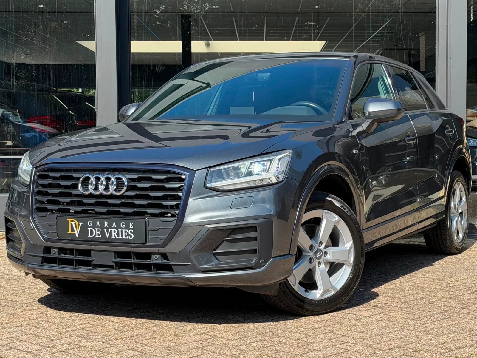 Audi Q2 (2017) — foto 1