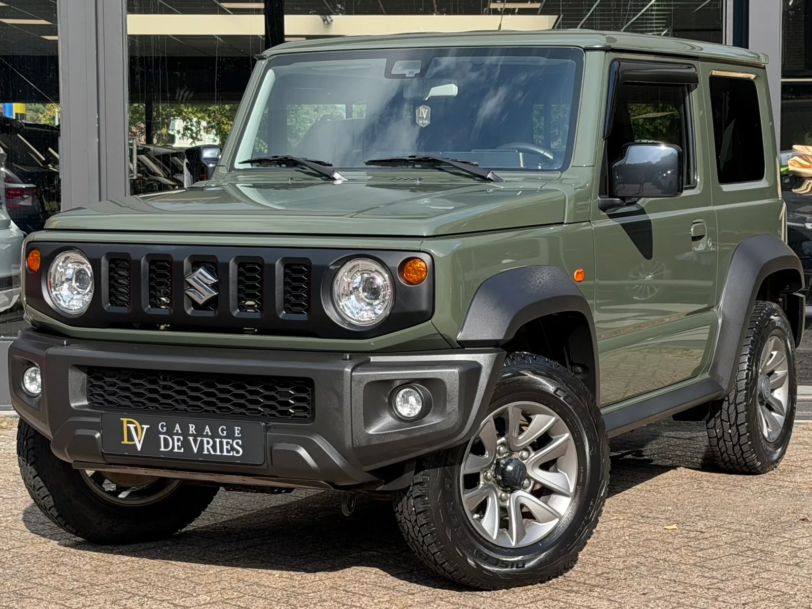 Suzuki Jimny (2020) — foto 1