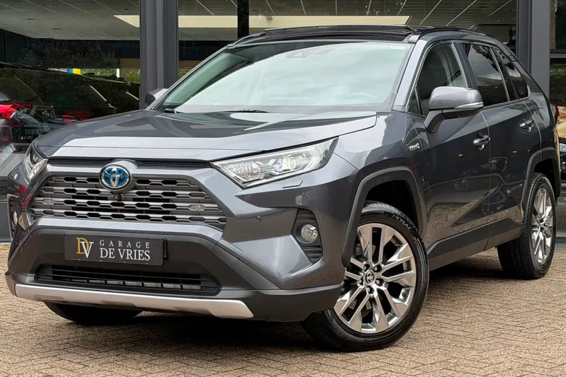 Toyota RAV4 (2021)