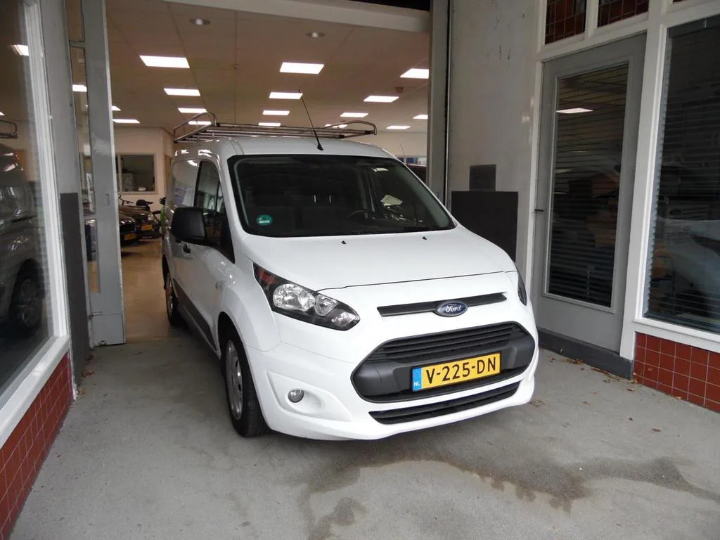 Ford Transit Connect (2017) — foto 1