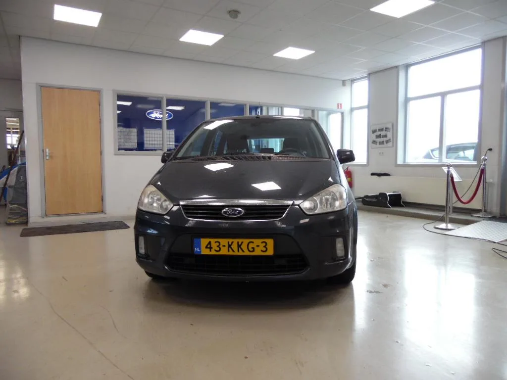 Ford C-Max (2010) — foto 1