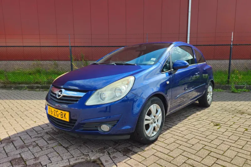Opel Corsa (2008)