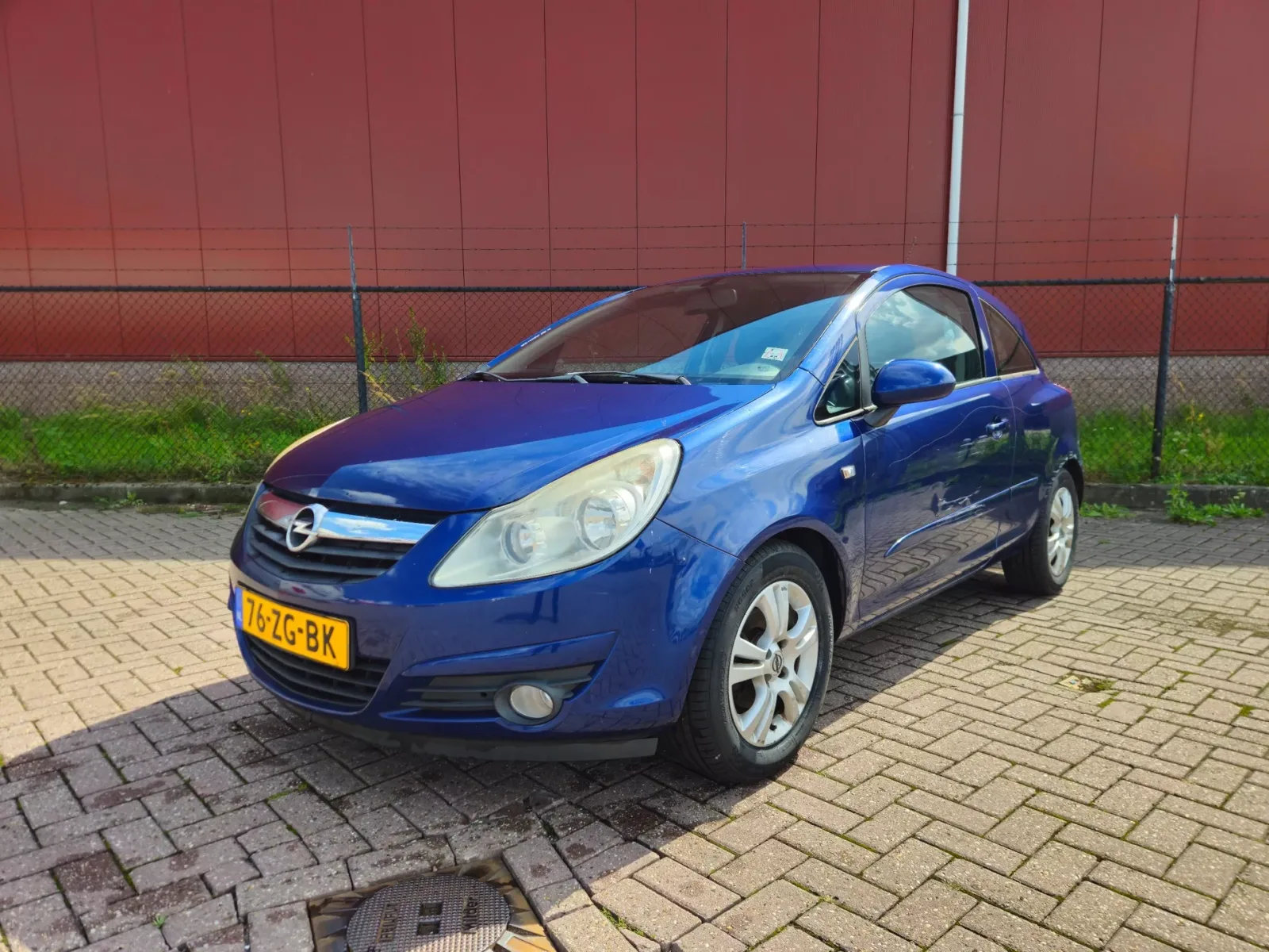Opel Corsa (2008) — foto 1