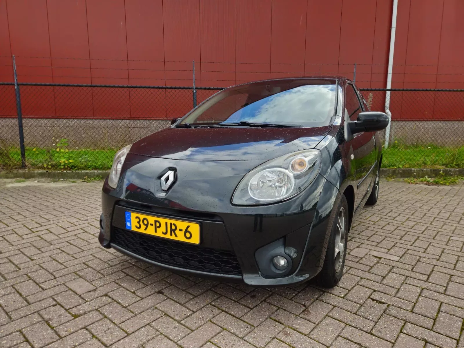 Renault Twingo (2011) — foto 1