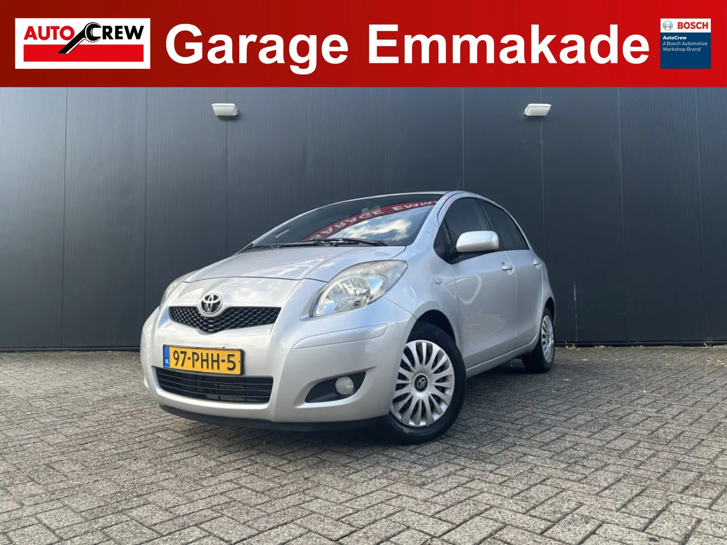 Toyota Yaris (2011) — foto 1