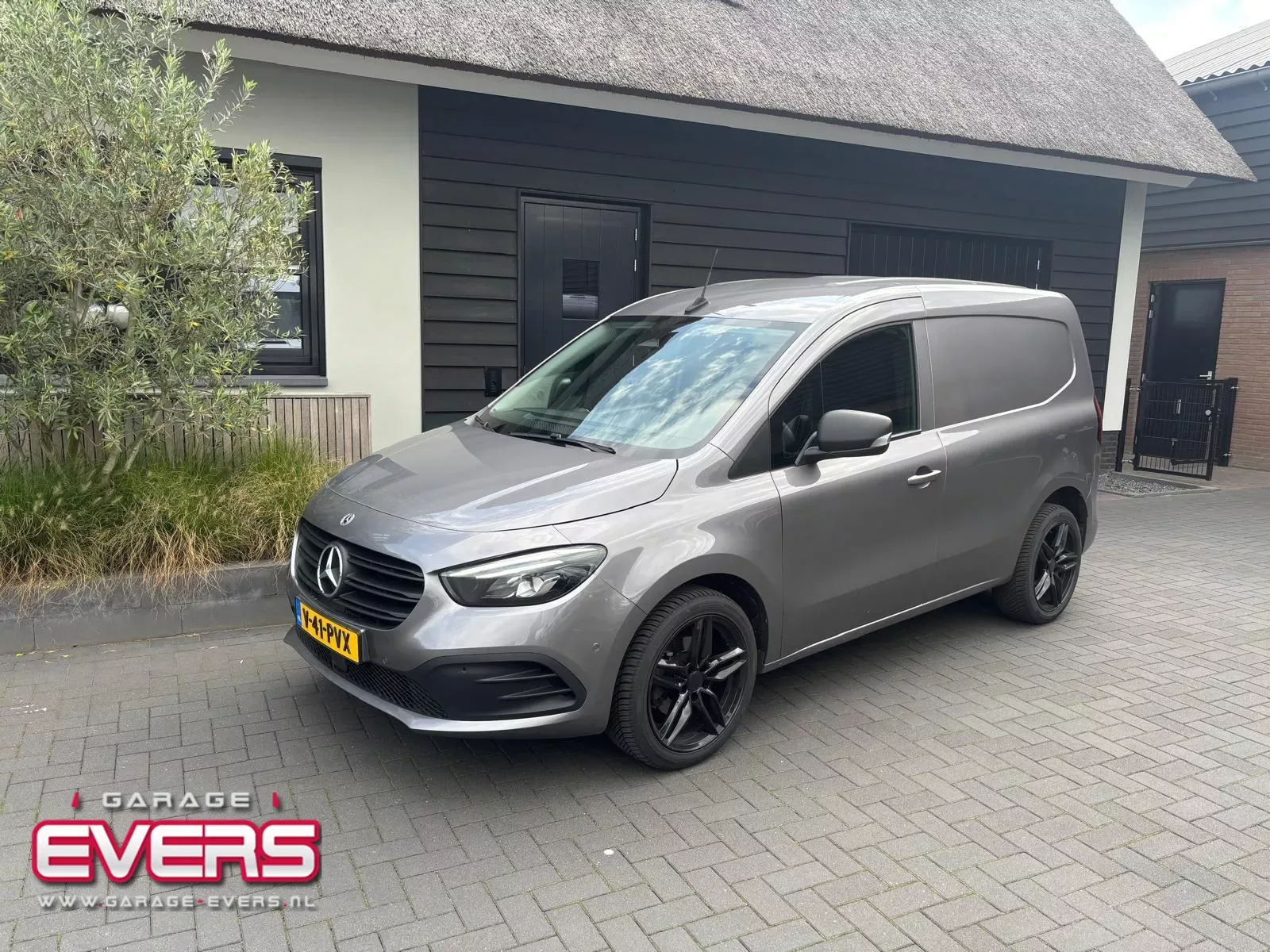 Mercedes-Benz Citan (2023) — foto 1