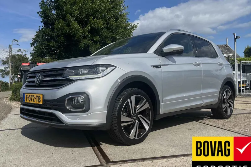 Volkswagen T-Cross (2023)