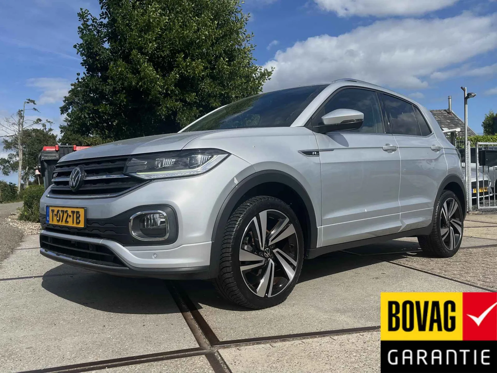 Volkswagen T-Cross (2023) — foto 1