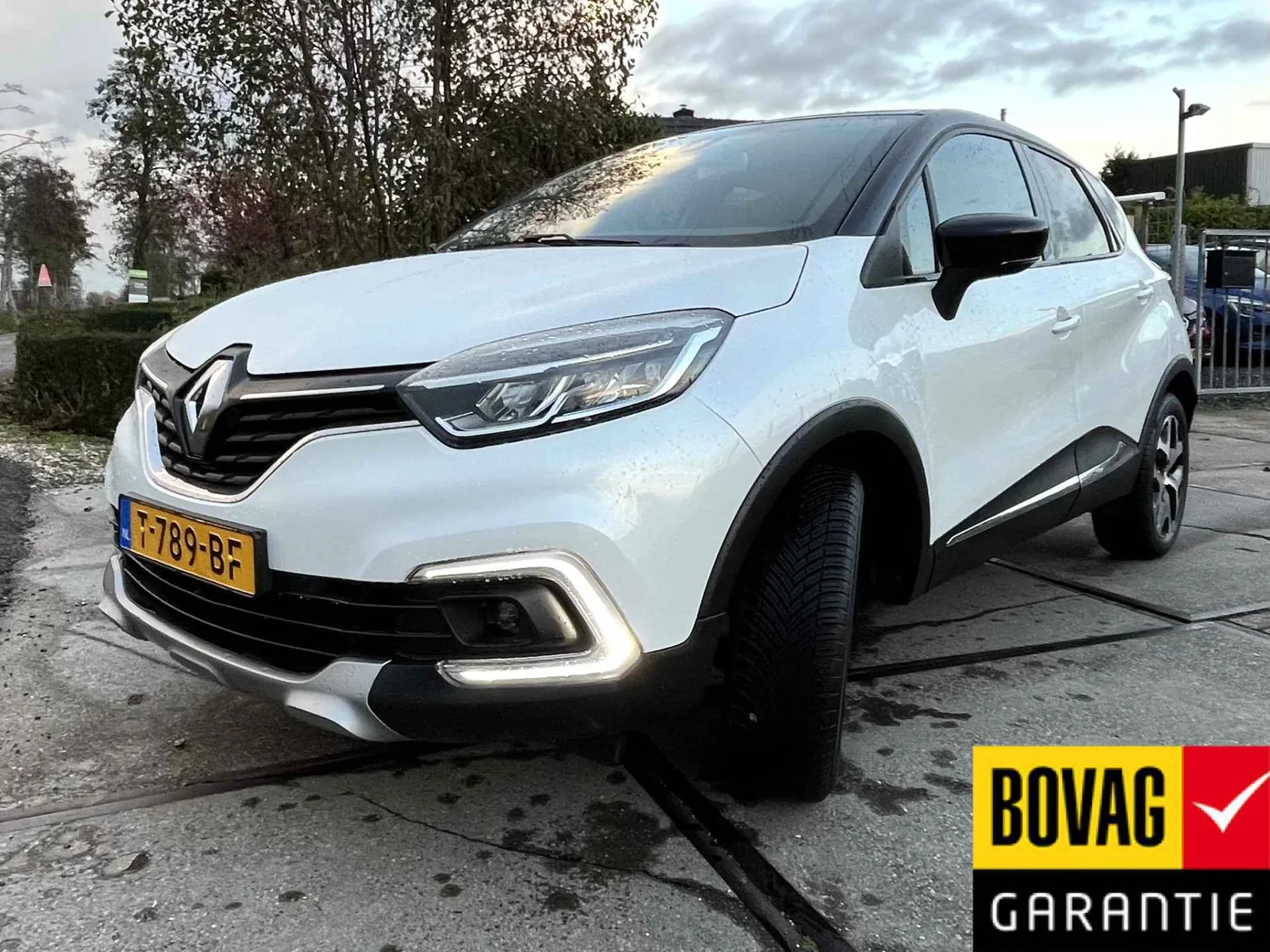 Renault Captur (2018) — foto 1