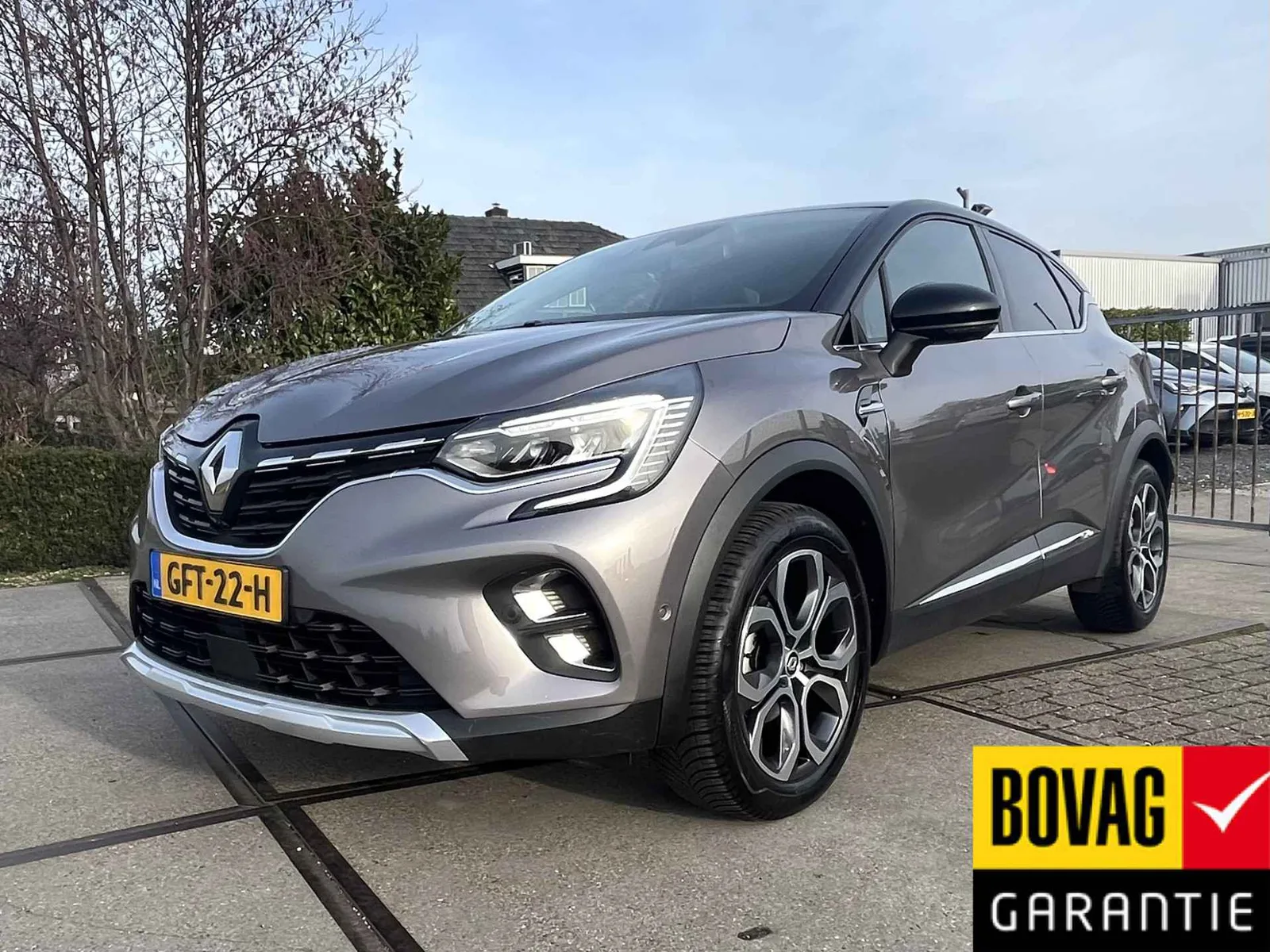 Renault Captur (2023) — foto 1