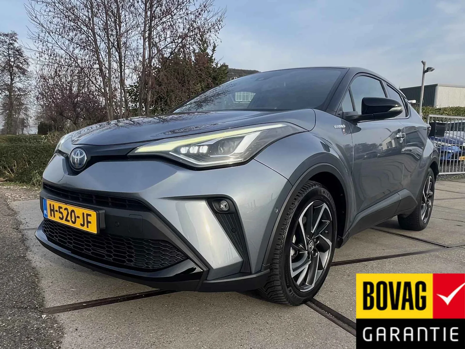 Toyota C-HR (2020) — foto 1