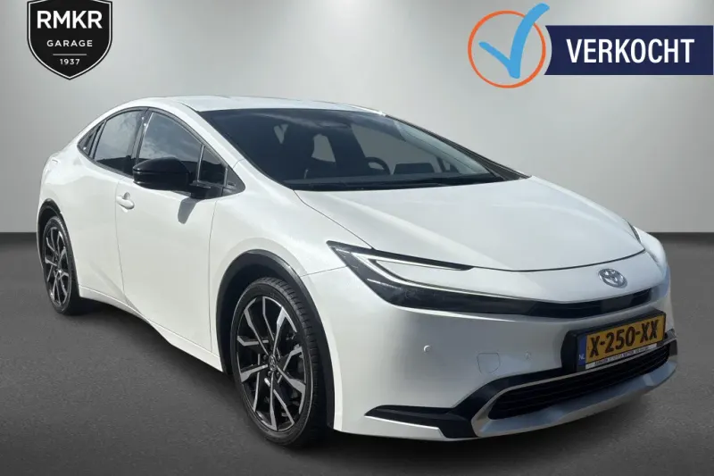 Toyota Prius (2024)