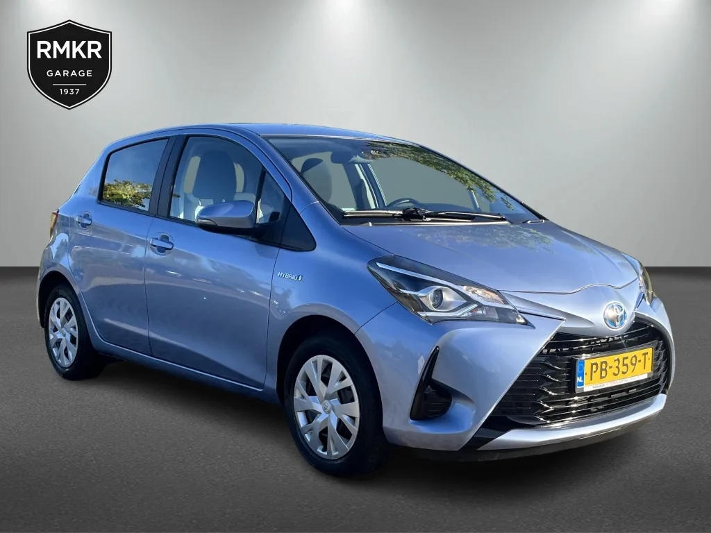 Toyota Yaris (2017) — foto 1