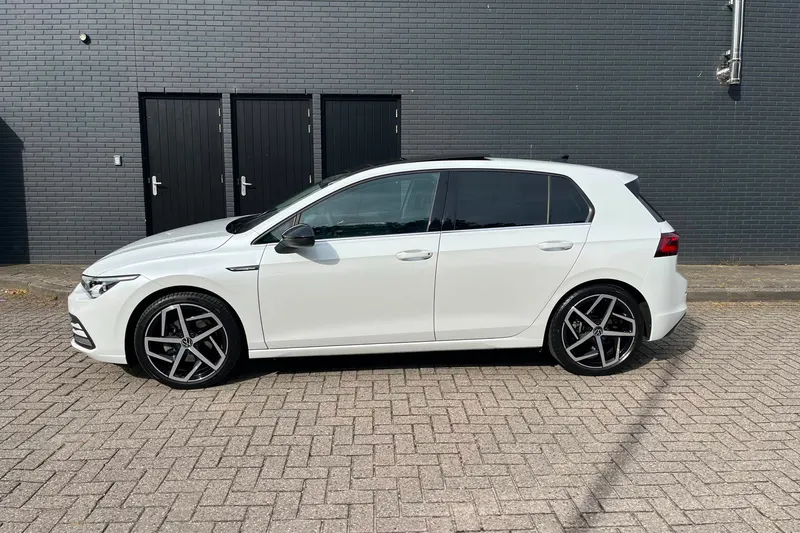 Volkswagen Golf (2020)