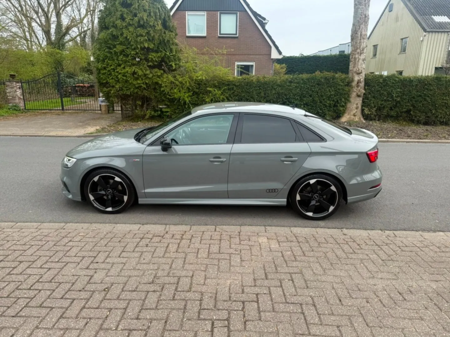 Audi A3 (2019) — foto 1
