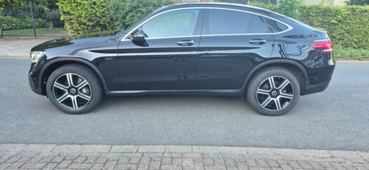 Mercedes-Benz GLC-Klasse (2021) — foto 1