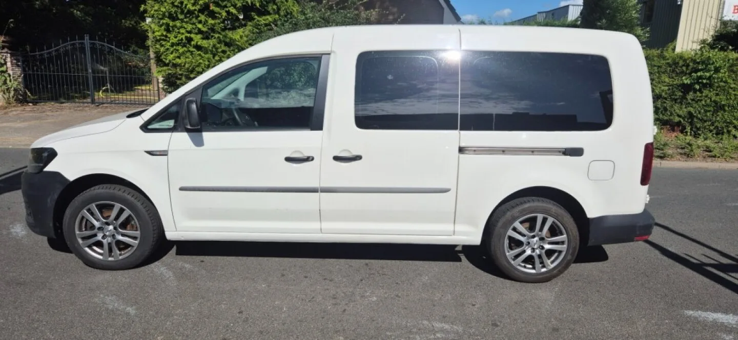 Volkswagen Caddy (2016) — foto 1