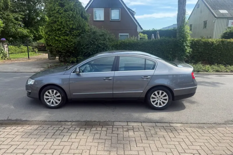 Volkswagen Passat (2007)