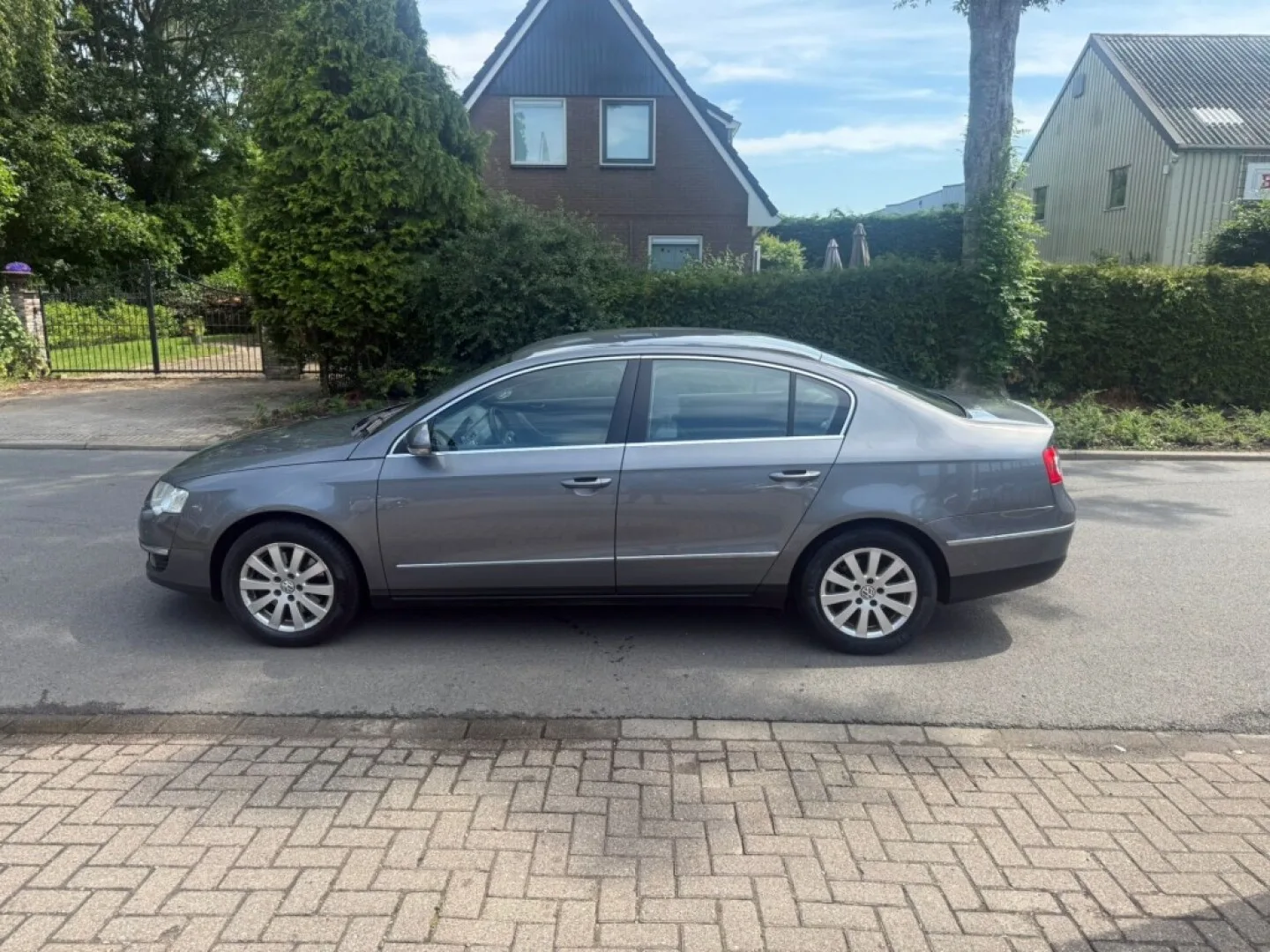 Volkswagen Passat (2007) — foto 1