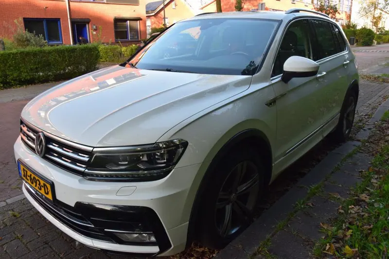 Volkswagen Tiguan (2016)
