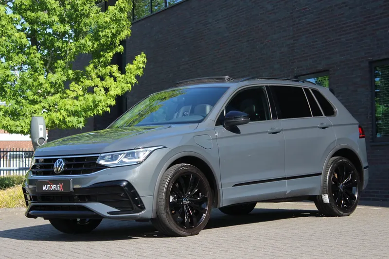 Volkswagen Tiguan (2023)
