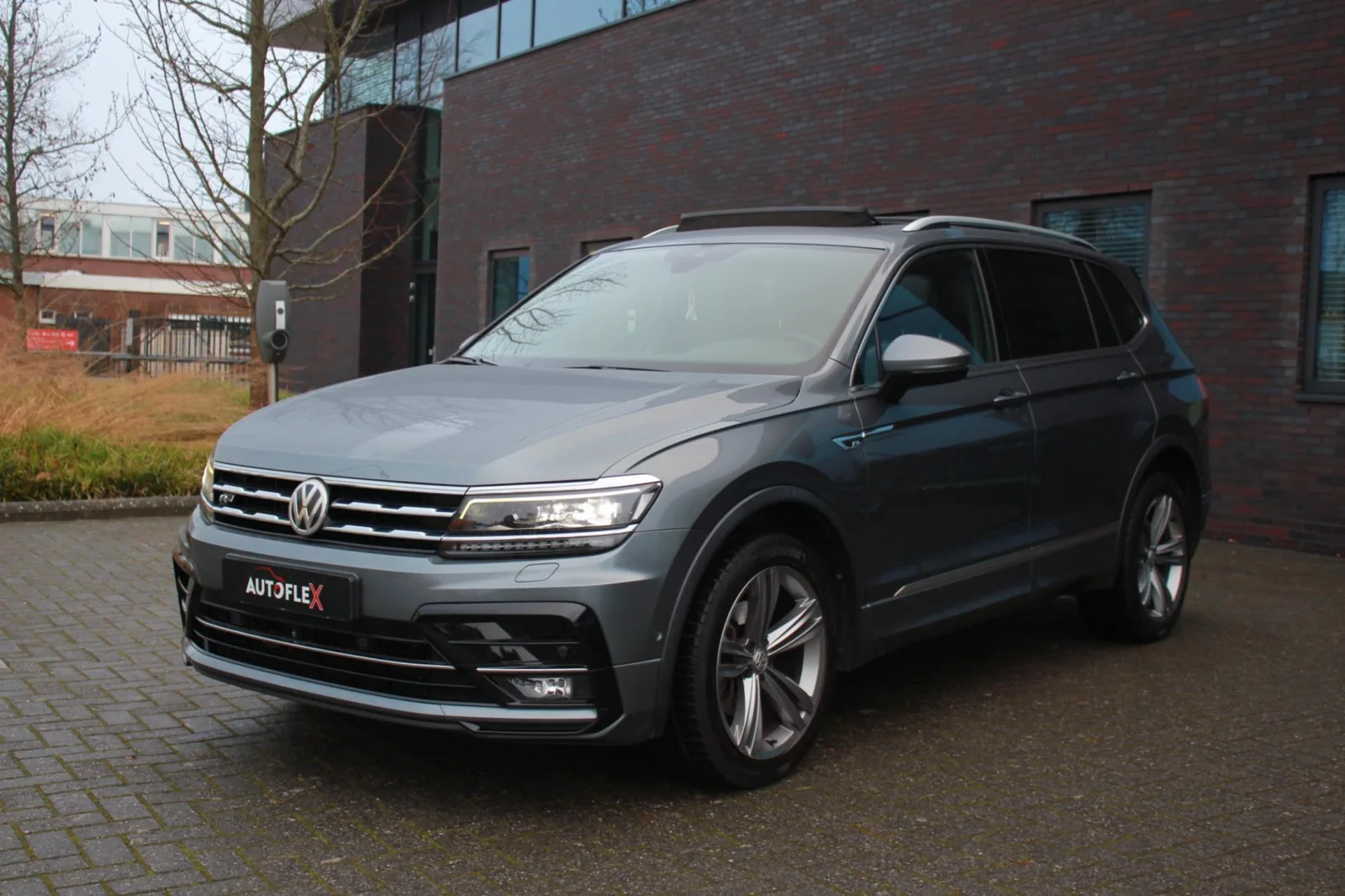Volkswagen Tiguan All-Space (2018) — foto 1