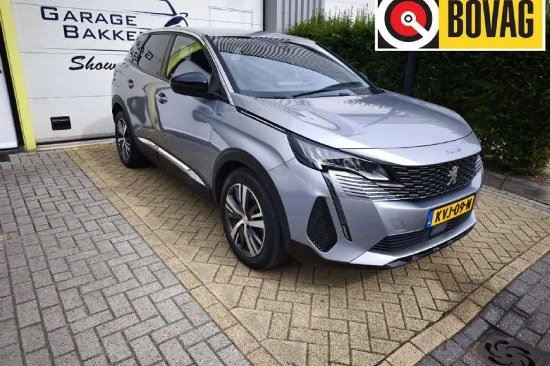 Peugeot 3008 (2022)