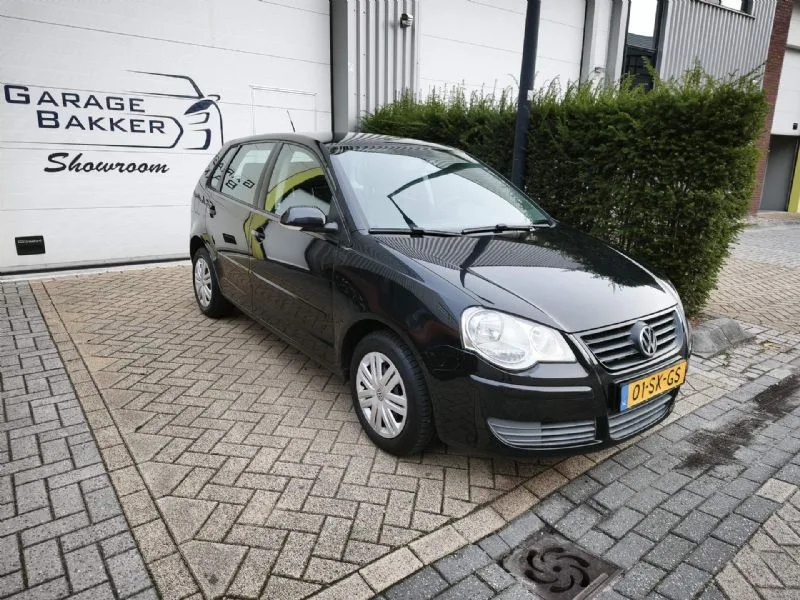 Volkswagen Polo (2006) — foto 1